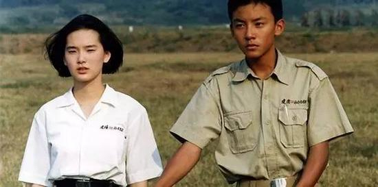 杨德昌的《牯岭街少年杀人事件》剧照