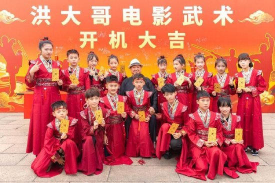 深圳明湾学校的同学们也以体验学习者的身份参与