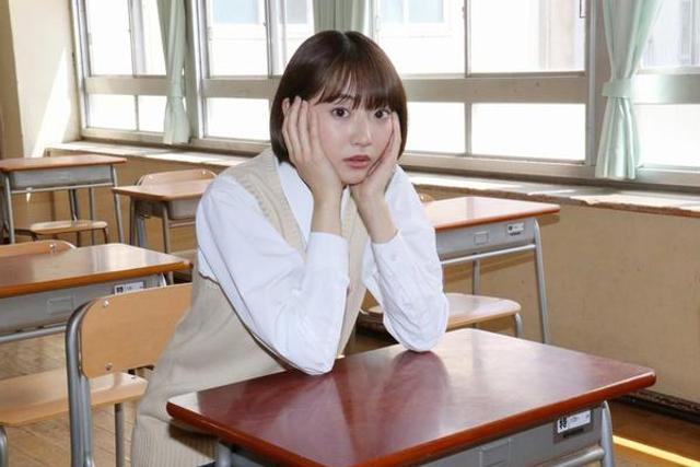 武田玲奈出演 电影少女 穿高中制服俏皮可爱 新浪图片