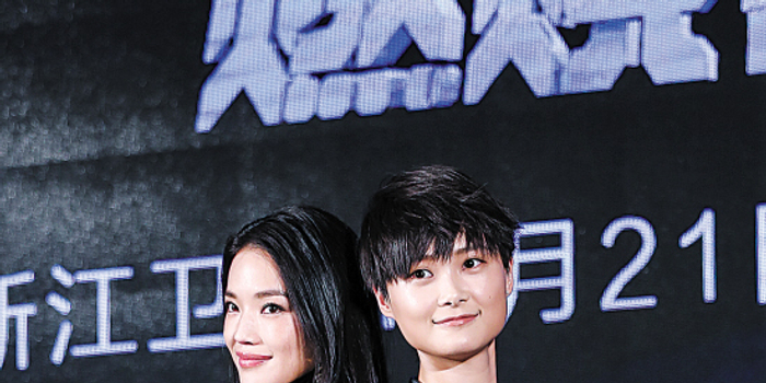 《少年》李宇春舒淇相爱相杀