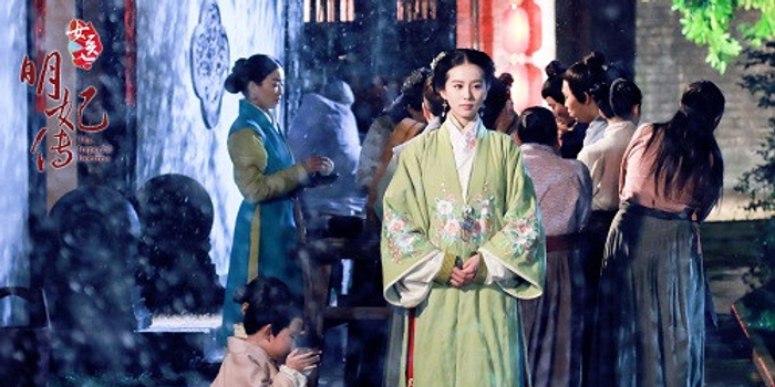 刘诗诗《女医》展古装美 女学霸专钻医术_手机新浪网