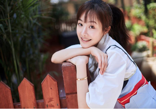 黄玥程