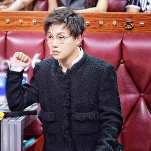 特工刘维多重身份换不停 “广告小王子”舍他其谁_手机新浪网