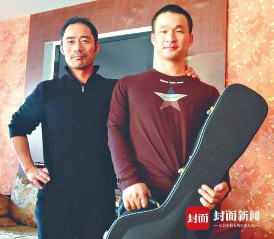 “旭日阳刚”组合，已经成立11年了，至今仍是朋友。 &nbsp; 王旭供图