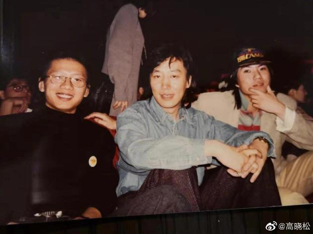 高晓松晒照自侃是吴亦凡