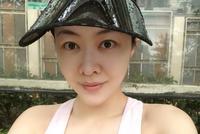 辣妈熊黛林素颜运动皮肤白嫩 小背心难掩丰满上围事业线