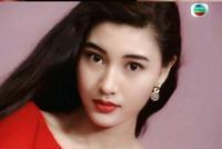 那个美貌惊艳岁月的李嘉欣48岁了!宛如画中仙