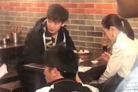 董洁与某小鲜肉吃早点被偶遇 网友:两人不是在拍戏