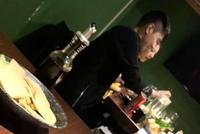网友偶遇赵又廷高圆圆吃火锅 衣着宽松气氛非常好