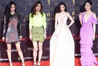 Baby杨幂倪妮唐嫣四小花红毯比美 赵薇压轴登场秀美腿