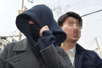 胜利案供毒中国女子前往警局 包裹严实拒露脸