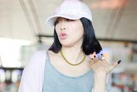 颜值不输小女生?48岁钟丽缇嘟嘴凹造型 细腻皮肤太亮眼