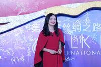 第六届丝绸之路电影节闭幕 姚晨林允宋祖儿大小花斗艳