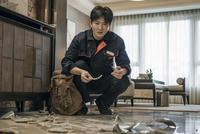 郭京飞摊上大事了!打碎花瓶要赔数十万?一次次“虚惊”他会...