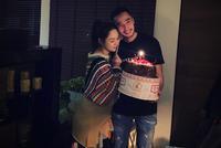 赖弘国晒合照为老婆阿娇庆生:生日快乐 我的公主
