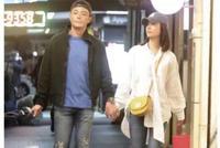 林心如情人节晒女儿送的礼物 又和霍建华约会散步幸福满满