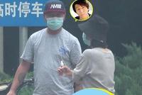 陈羽凡现身白百何小区接儿子元宝 挺啤酒肚身材发福明显