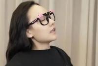 孙骁骁“消失”两年后首露正脸 小腹隆起被疑怀孕生娃