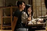 吴尊带老婆出门聚餐被偶遇 林丽吟托腮微笑侧颜状态好