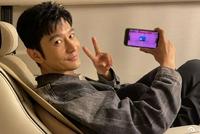 在家准备接风菜!黄晓明祝贺表妹陈梦获乒乓球女单金牌