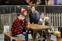 网友曝《容我Sa娇》路透 容祖儿Twins周笔畅夜市逛吃