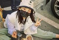郑恺苗苗湖边野餐 苗苗亲手冲制咖啡显恩爱