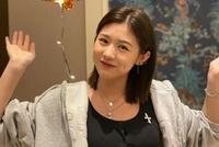 小苹果16岁生日收妹妹礼物 读章子怡汪峰手写祝福眼眶泛红