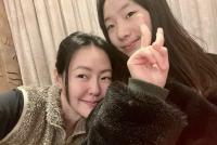 小S晒合照为大女儿庆生 感慨自己16岁时谈过多段恋爱