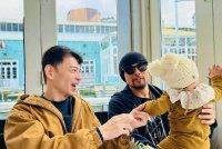 两个慌乱的奶爸!周杰伦晒和好友聚会照 三胎女儿背影出镜