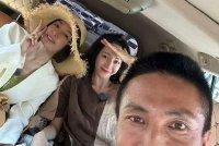 迪丽热巴《花少5》路透 与路人合照清丽明媚迷人依旧