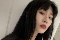 窦唯二女儿窦佳嫄疑似喊话岳明辉 随后秒删引热议
