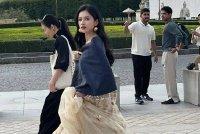 网友巴黎时装周偶遇张婧仪 生图状态惊艳似在逃公主