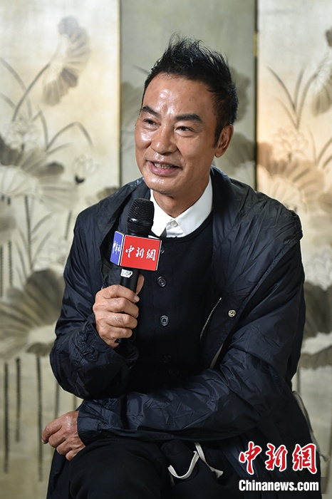 任达华接受中新网记者专访。中新网记者 李骏 摄