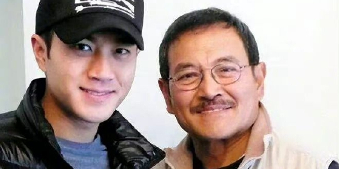 刘恺威承认恋情 父亲刘丹心情喜悦对儿子表支持_手机新浪网