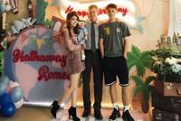 昆凌抱儿子参加家庭聚会 周杰伦小舅子高大帅气