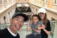 "山鸡哥"陈小春童年穷困被铁链锁住 最大遗憾弟弟被卖掉
