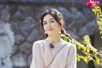 谢娜晒蹦跳动图否认怀二胎:我有马甲线的啊