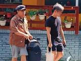 蔡康永方回应与男友人吃饭遛狗：目前在休息中