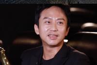 邓超将金鸡奖杯交给妈妈保管:她是最好的鞭策者