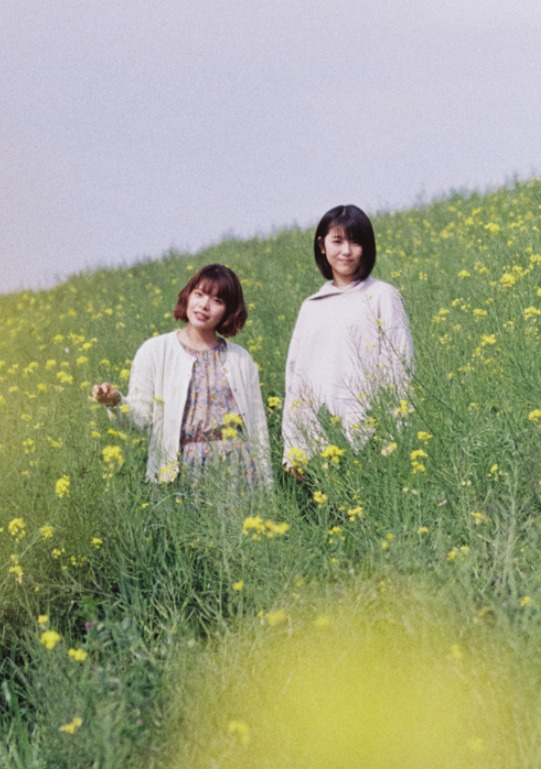 岸井雪乃与滨边美波合作电影《终归大海》从情敌变闺蜜