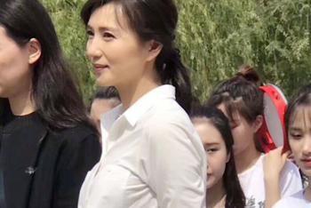 39岁陈好上围仍傲人
