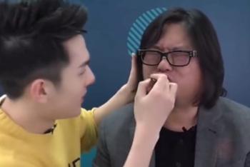 李佳琪高晓松涂口红