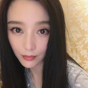 杨天真晒自拍自侃像冰冰范冰冰：她的幻觉_手机新浪网
