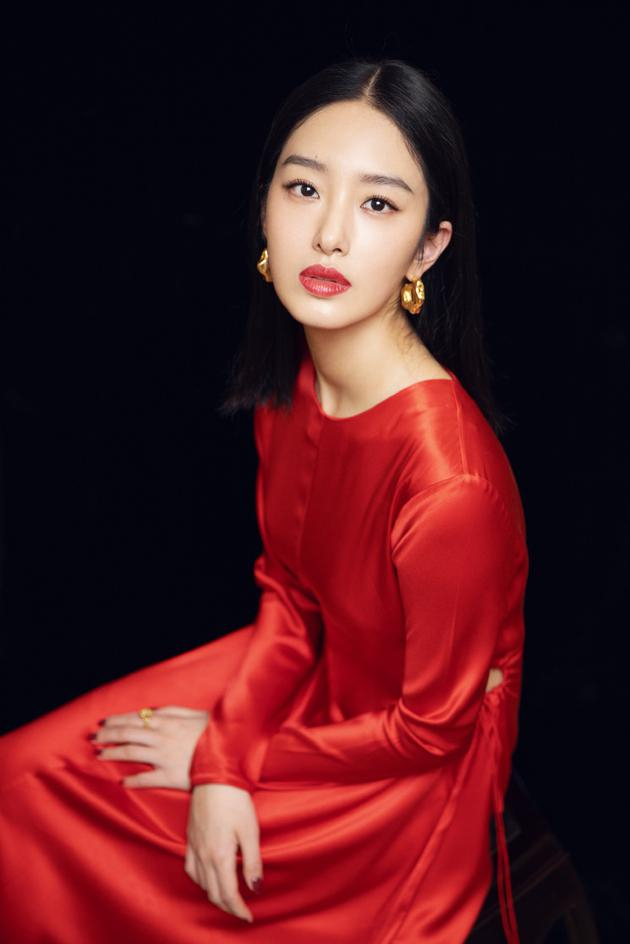 杨采钰