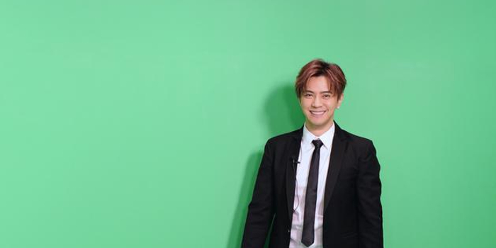 罗志祥直播献主播处女秀 即兴演唱网络红曲