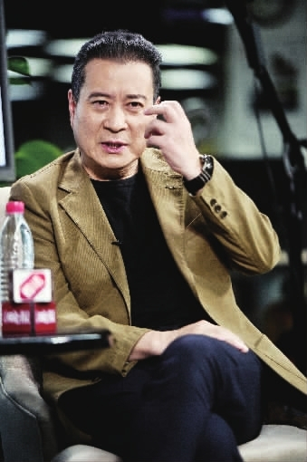 演员许文广接受《法制晚报》记者专访