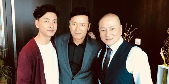 黄宗泽生日与汤镇业苗侨伟同过 粉丝纷纷送祝福