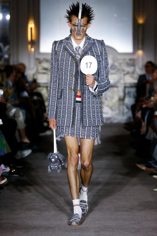 Thom Browne 2023春夏男装系列_新浪图片