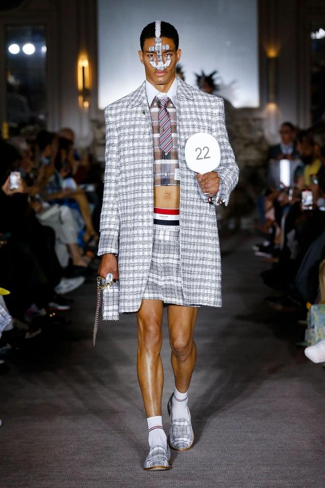 Thom Browne 2023春夏男装系列_新浪图片