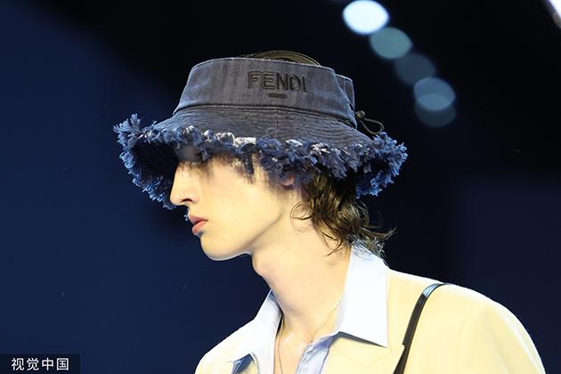 2023春夏米兰男装周:Fendi 品牌秀场